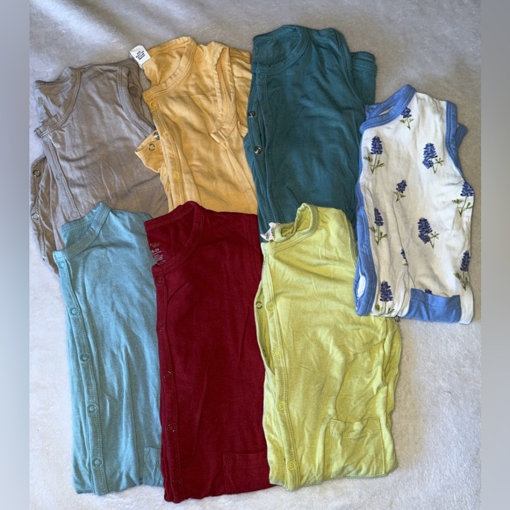 BUNDLE 18-24m Kyte Baby sleeveless snap rompers